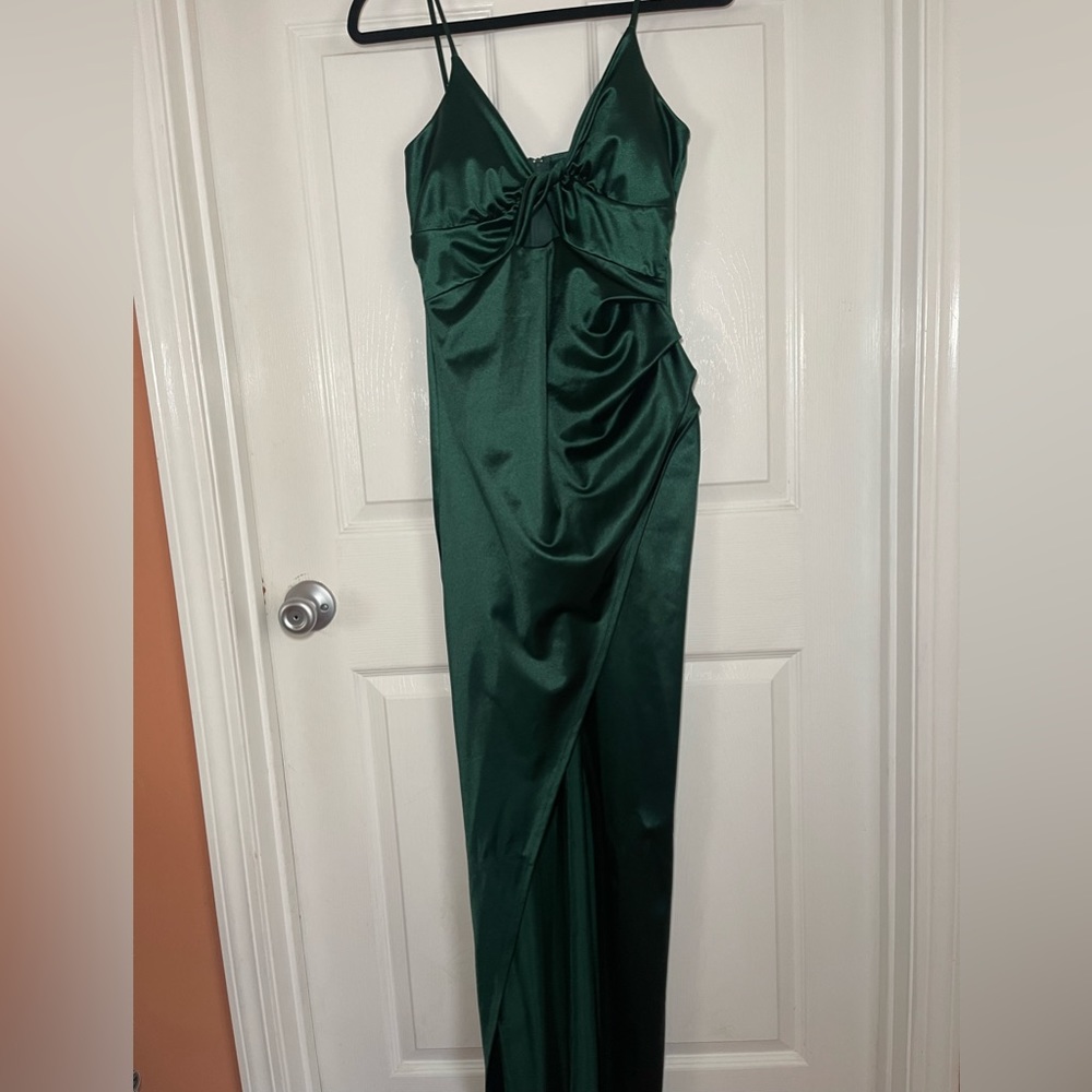 Windsor | Andie Stretch Satin Knot-Front Dress